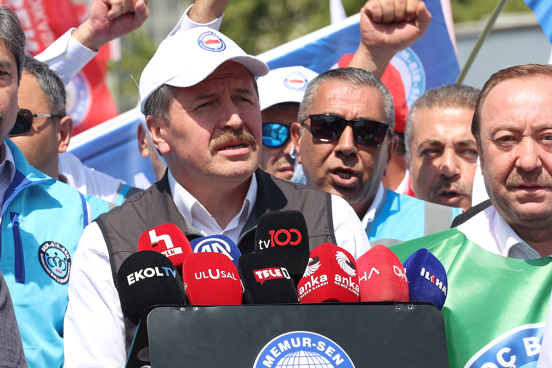 EmekçiyiYokSaymayınHakkımızıVerin (1)